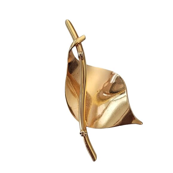 Gold Tone Vintage Ribbed Minimal Leaf Branch Brooch Pin E962 - Picture 5 of 10